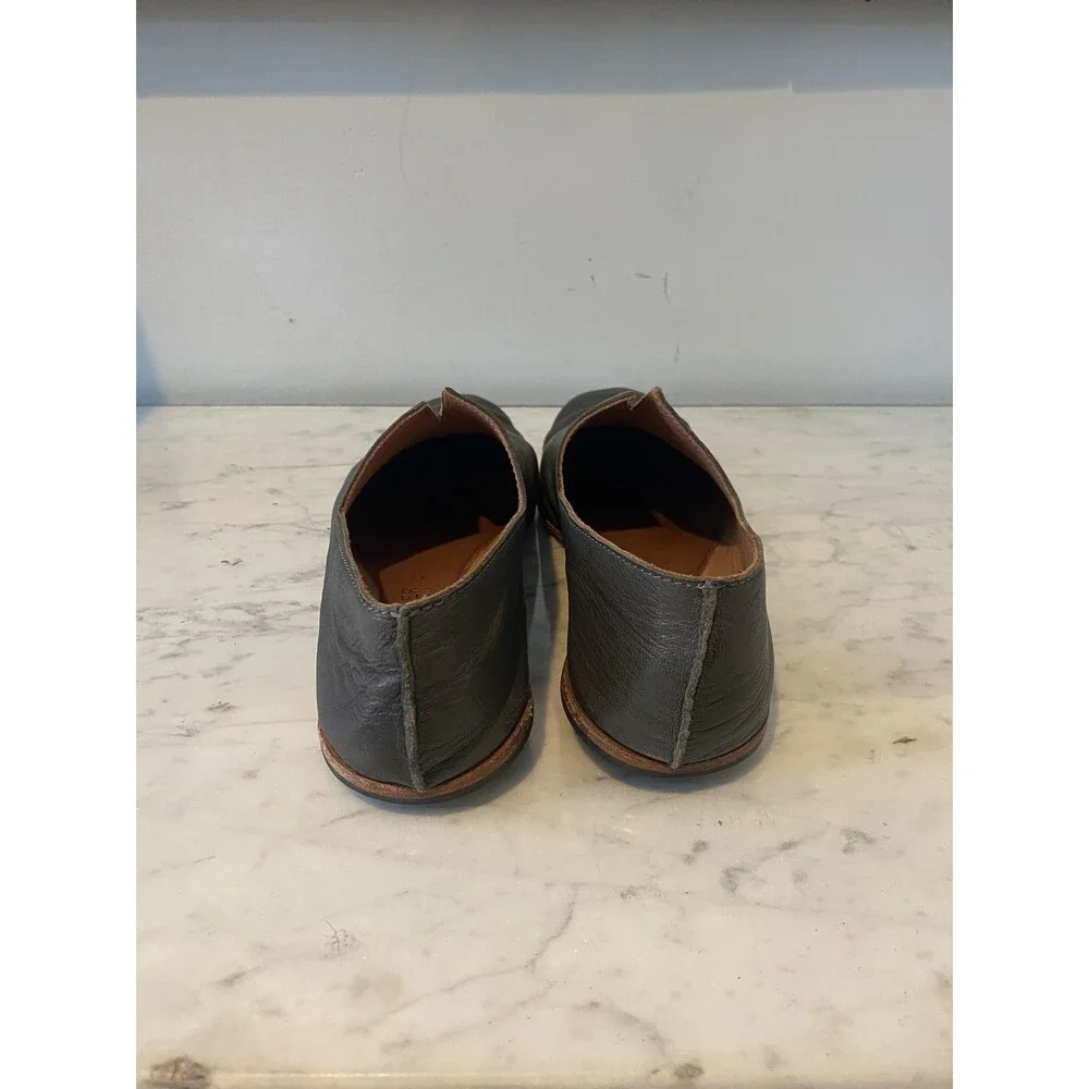 Cliff Dweller Shoes Womens Size 6.5 Green Leather Cap Toe Slip On Flats USA